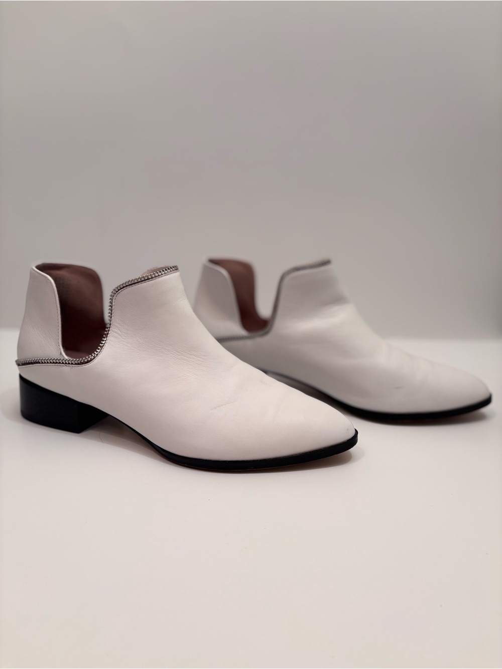 Halogen White Leather Ankle Boots with Silver Trim
